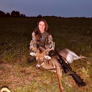 Meet your Posher, Chloe